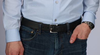 Man wearing black dress belt