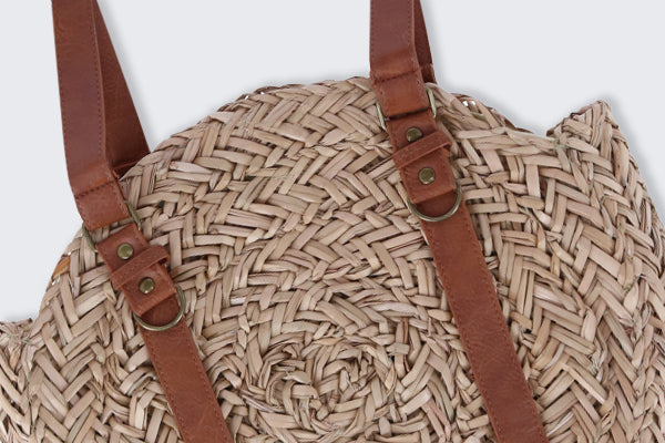Straw handbag