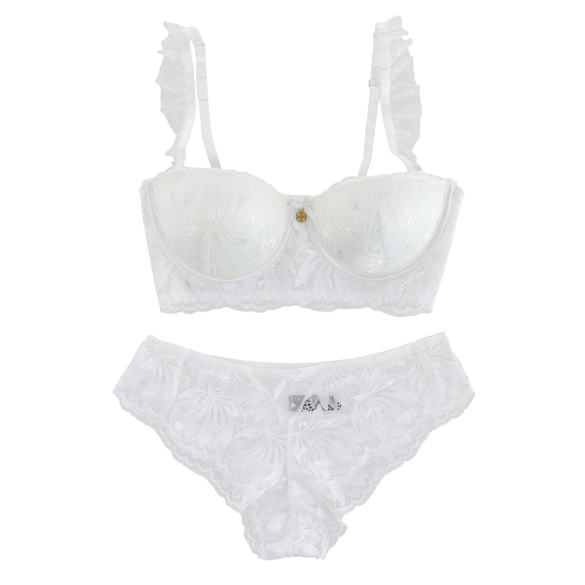 Daisy Fuentes Women's 2 Piece White Ruffle Lace Bra and Panty Set - Women's 2 Piece White Ruffle Lace Bra and Panty Set