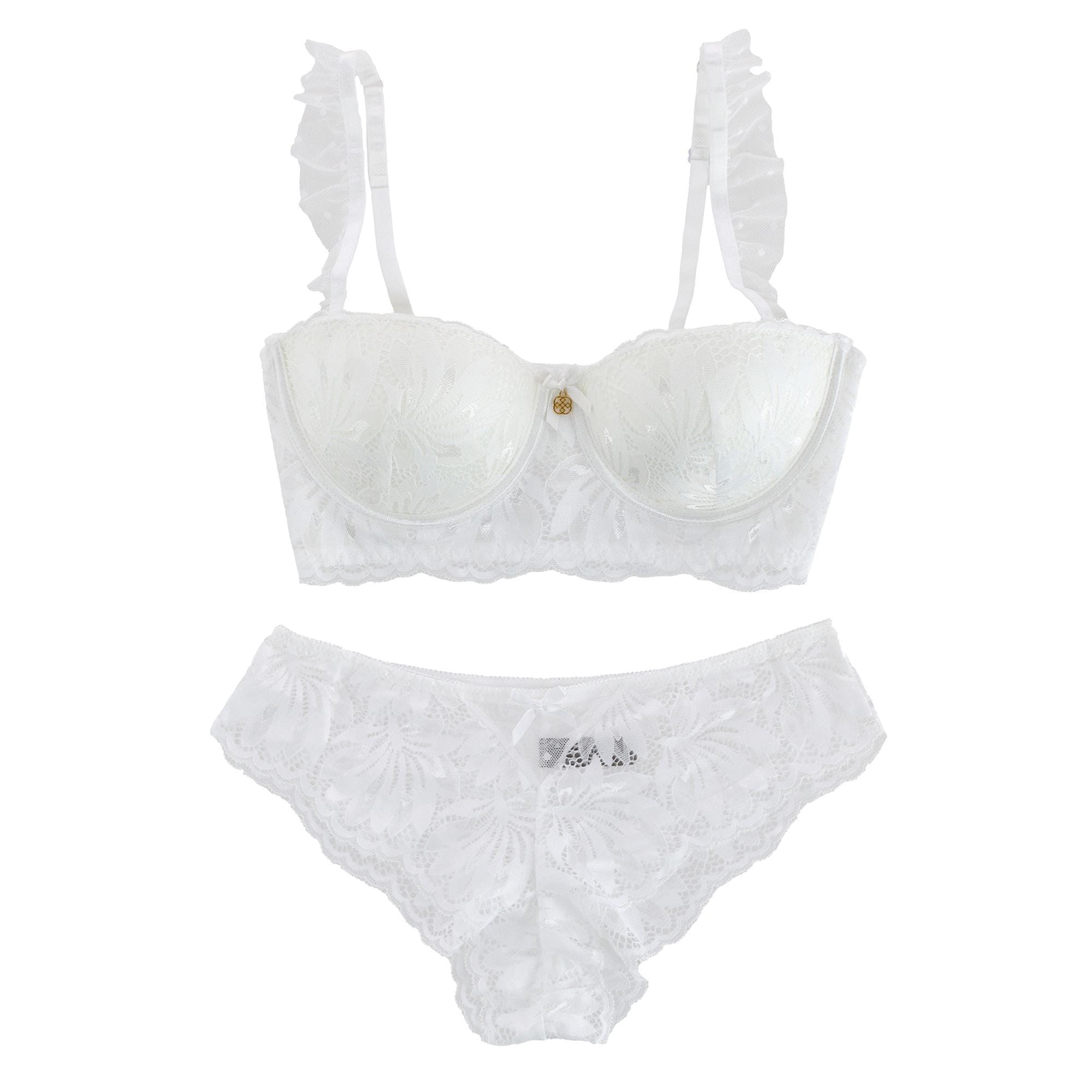 Daisy Fuentes Women's 2 Piece White Ruffle Lace Bra and Panty Set - Women's 2 Piece White Ruffle Lace Bra and Panty Set