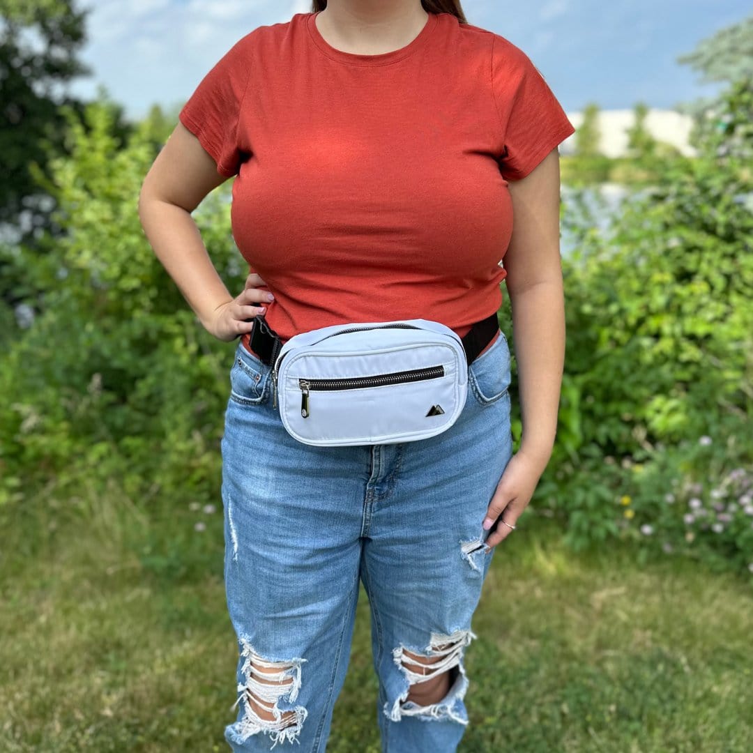 Everest Sleek Front Zipper Belt Bag - White
