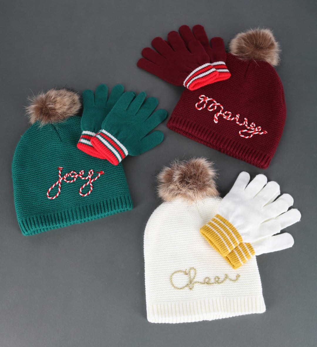 Gold Medal Women's Holiday Matching Winter Beanie and Glove Set - Burgundy