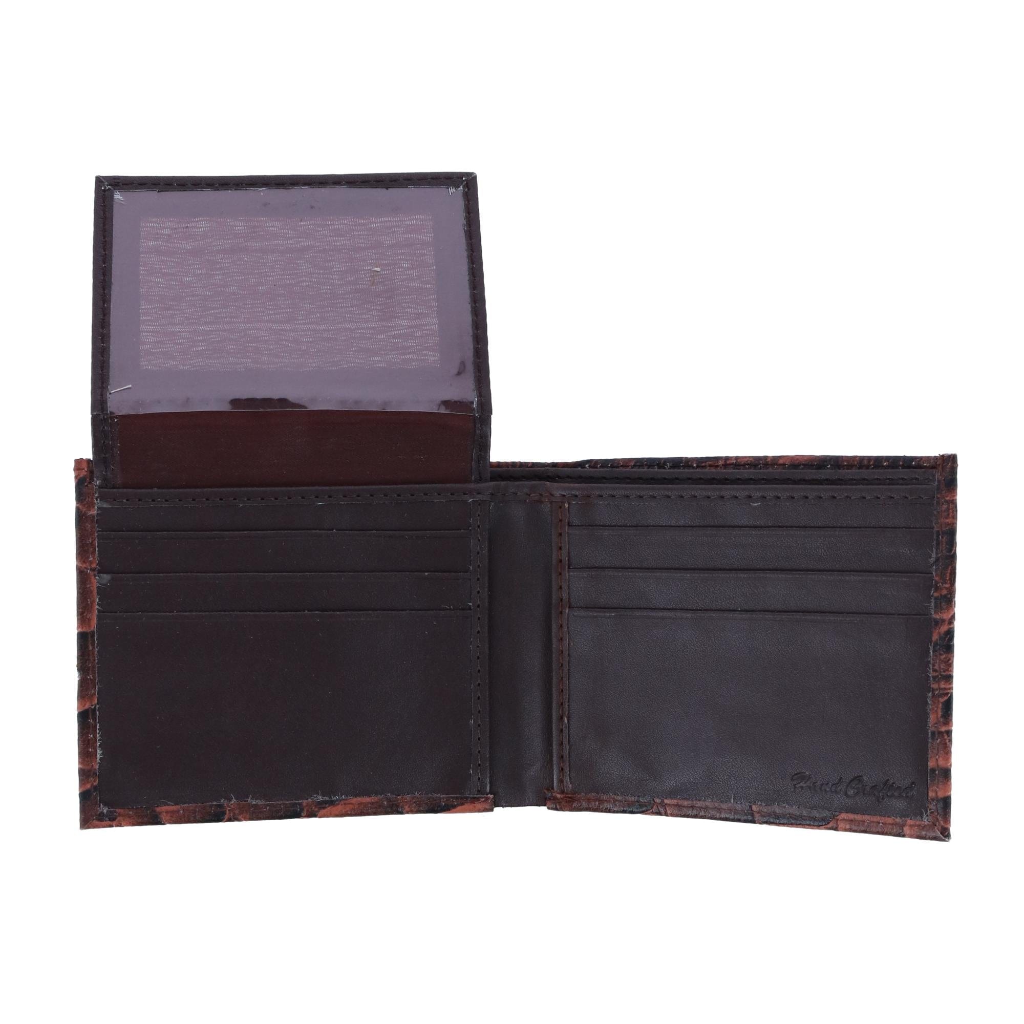 CTM® Men's Alligator Print Bifold Wallet - Brown
