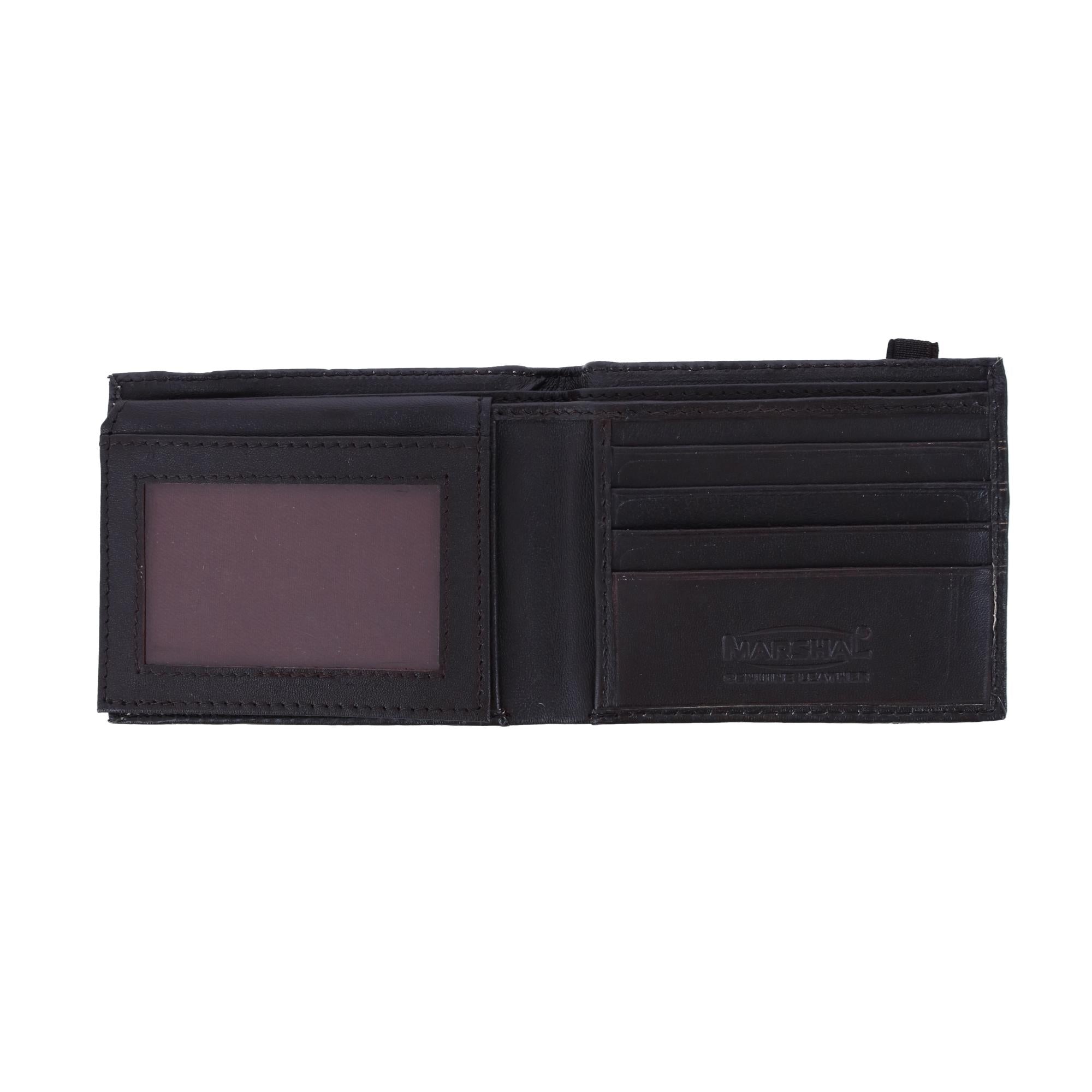 CTM® Men's Bifold Wallet with Elastic Keeper Strap - Brown