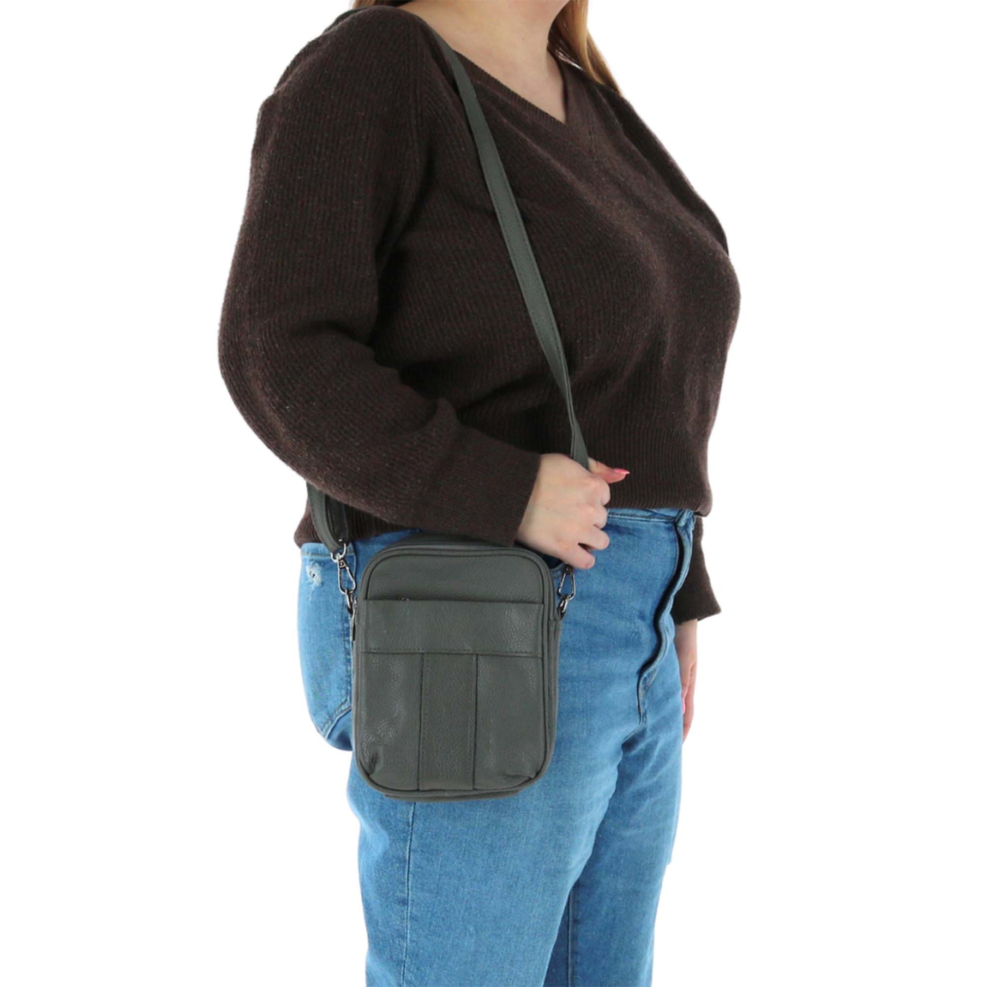CTM® Cowhide Convertible Crossbody Waist pack - Gray