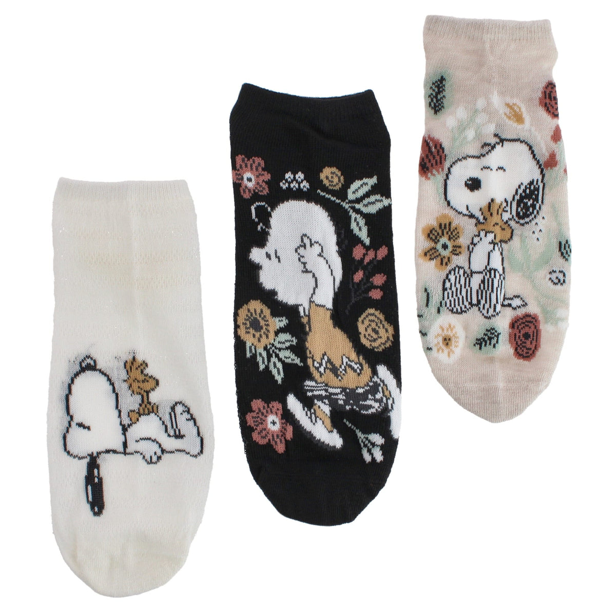 U.P.D., INC Women's Peanuts Snoopy No Show Socks (3Pack) - Multiple