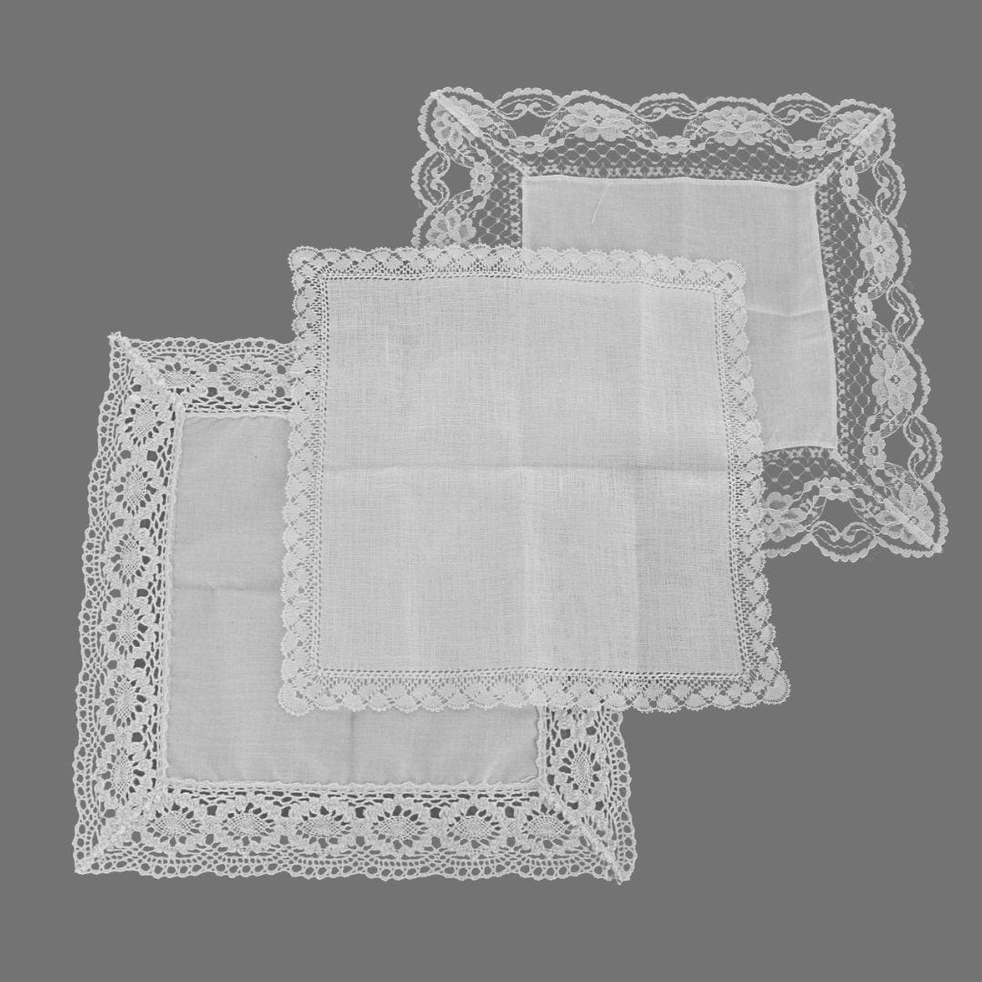 CTM® Women's Bridal Dress Lace and Linen Handkerchief - White