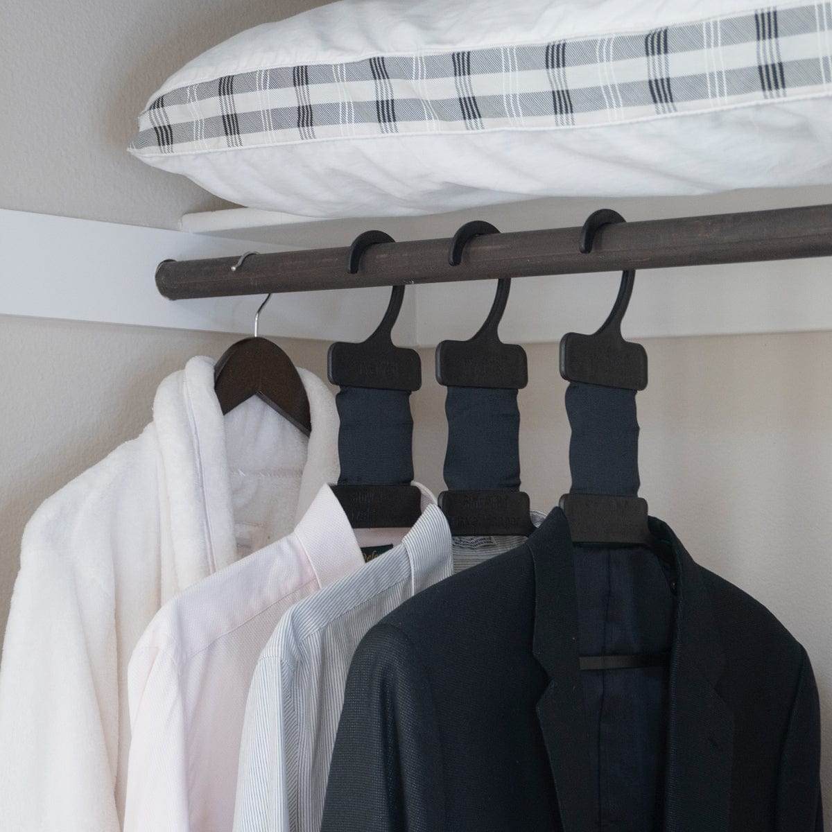 Grand Fusion Housewares, LLC Stow-N-Go® Folding Travel Hanger (3 pack Set) - 1 pack